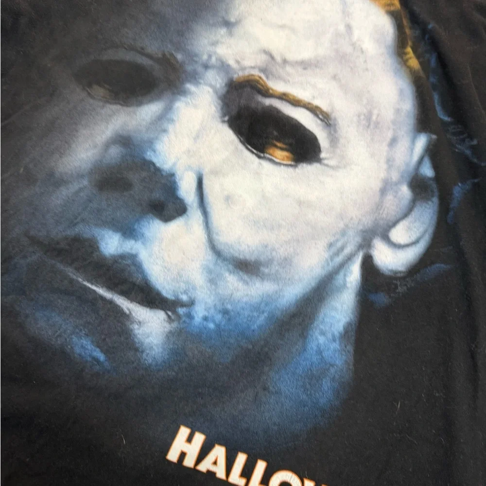 HHN 24 Halloween Horror Nights 2014 T-shirt Michael Myers Halloween - Picture 2 of 6